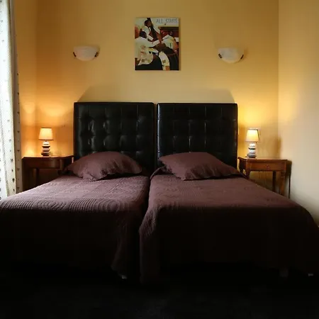Armenonville Hotel 3*