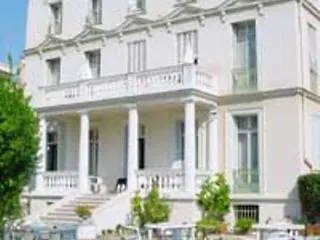 Hotel Armenonville Niza